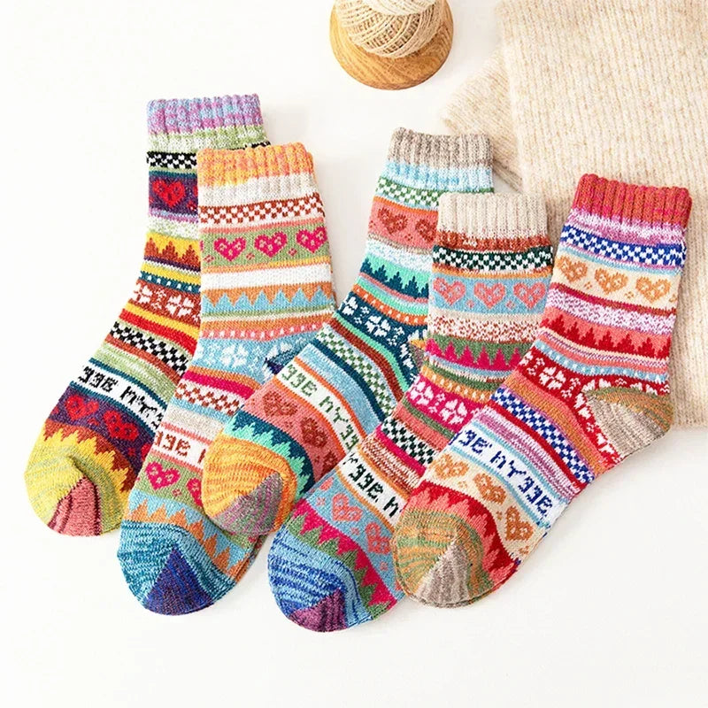 Paires Chaussettes Femme Chaudes Confort Rétro Ethnique Hiver par 5pcs - chaussettes d'hiver GoHappy