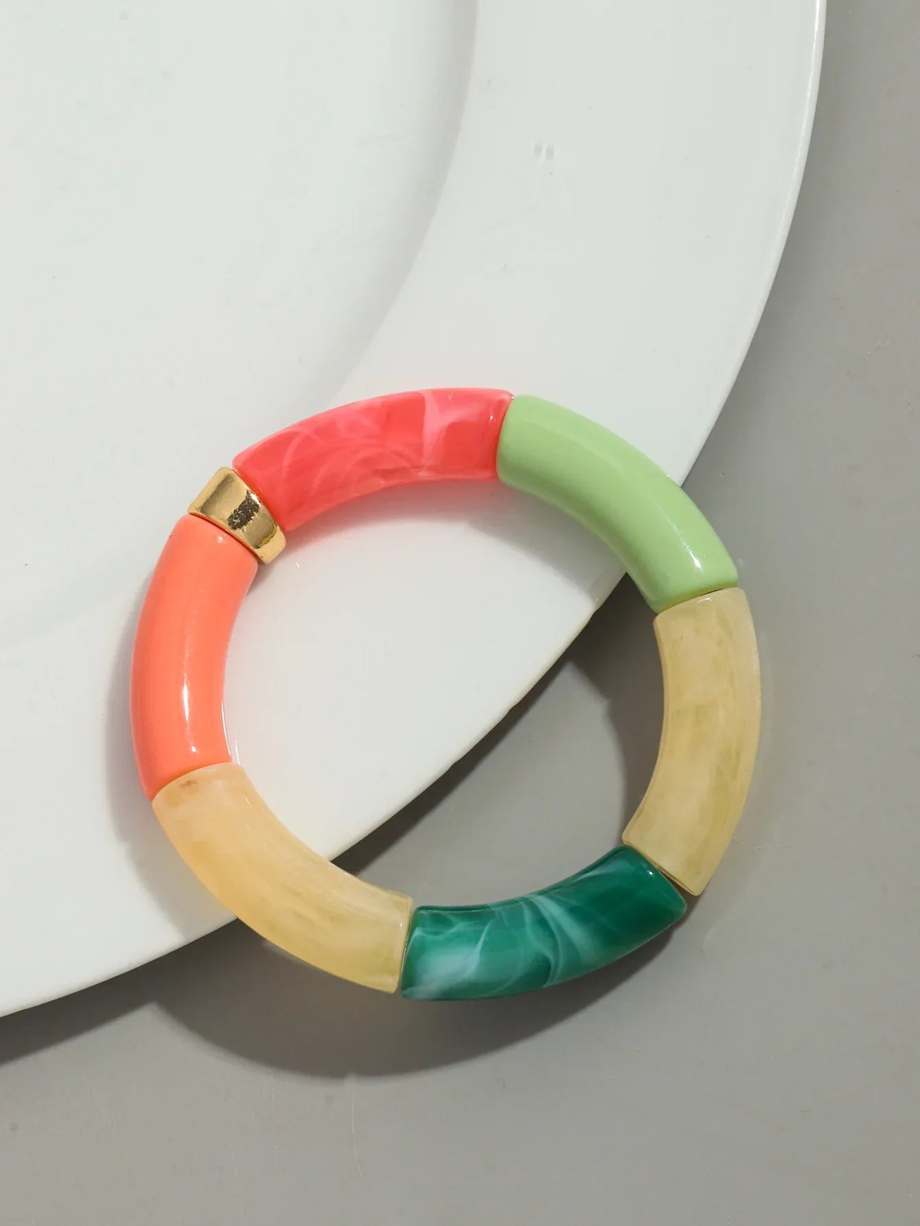 Bracelets acryliques bohème femme – 28 modèles colorés à mixer