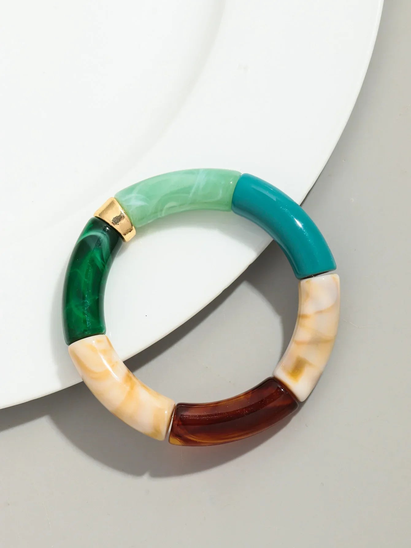 Bracelets acryliques bohème femme – 28 modèles colorés à mixer