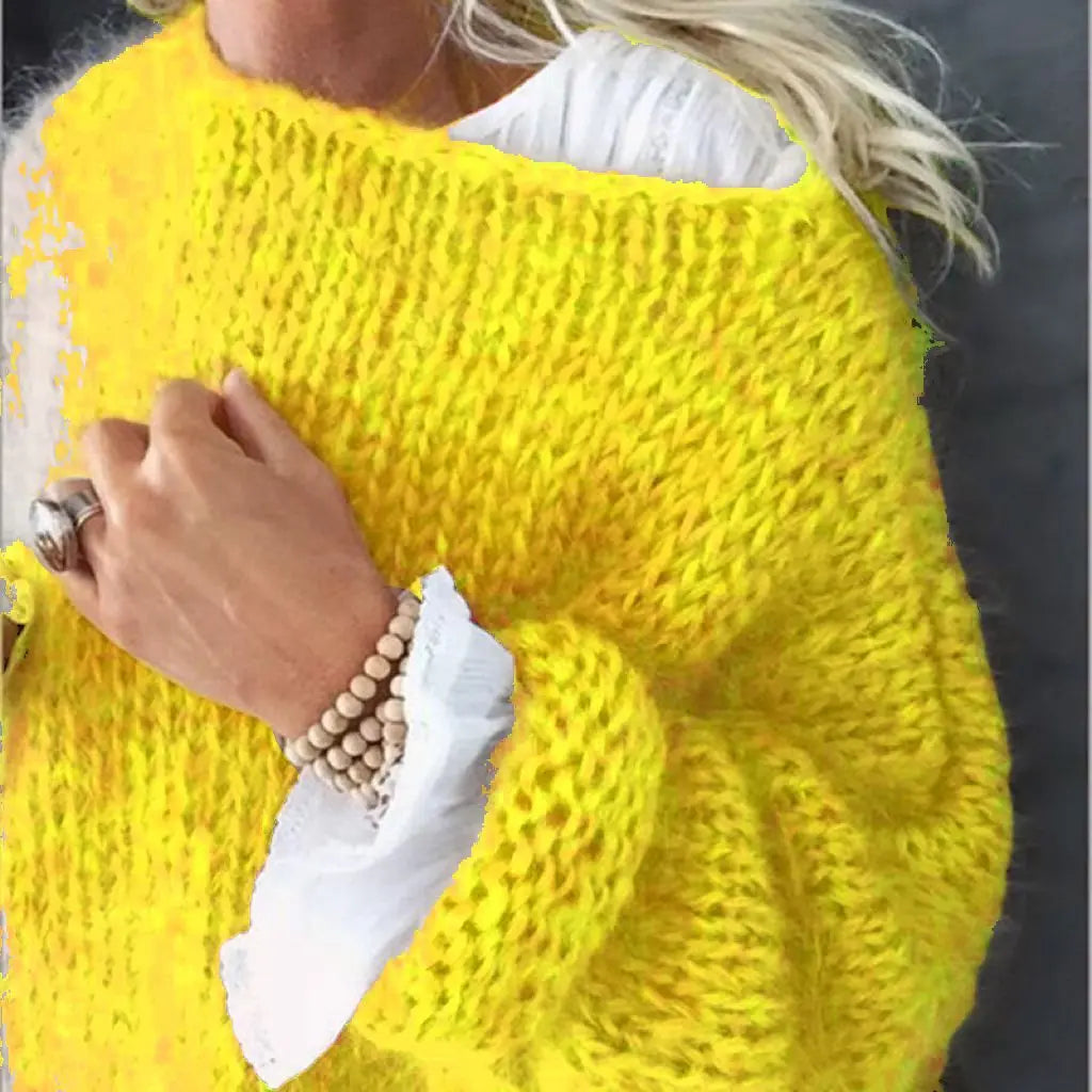 Pull femme Mila jaune soleil maille duveteuse manches longues encolure ronde GoHappy France