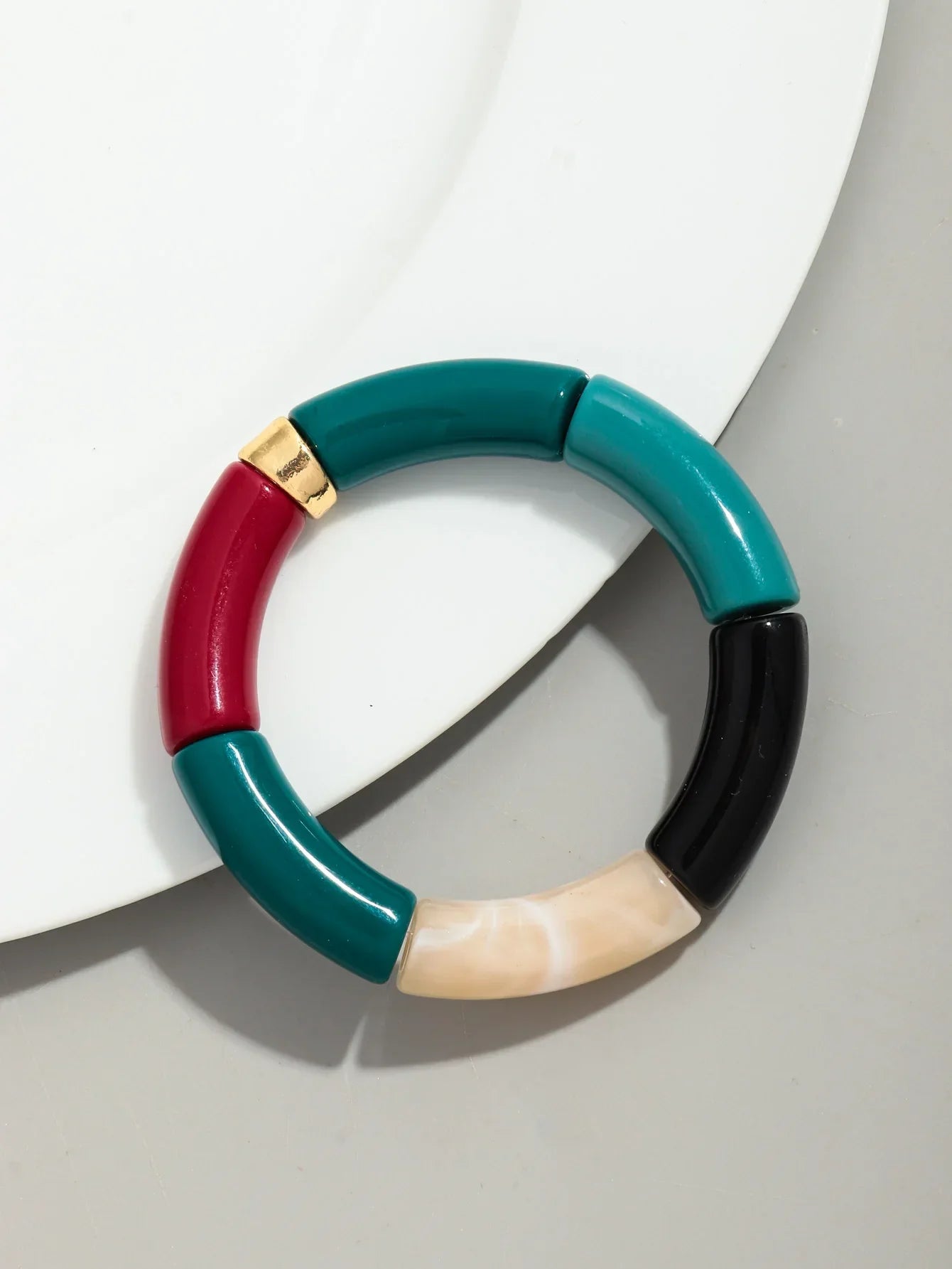 Bracelets acryliques bohème femme – 28 modèles colorés à mixer