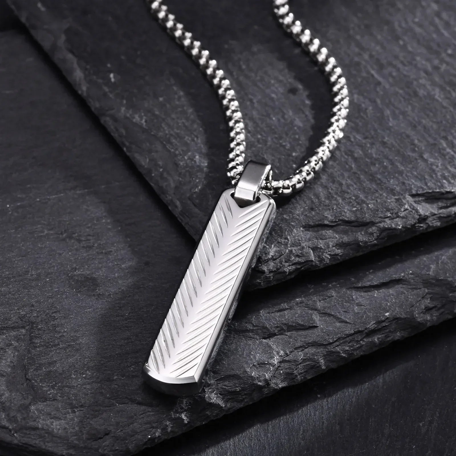 Collier Homme Acier Barre Minimaliste Géométrique Style Épuré - collier homme GoHappy