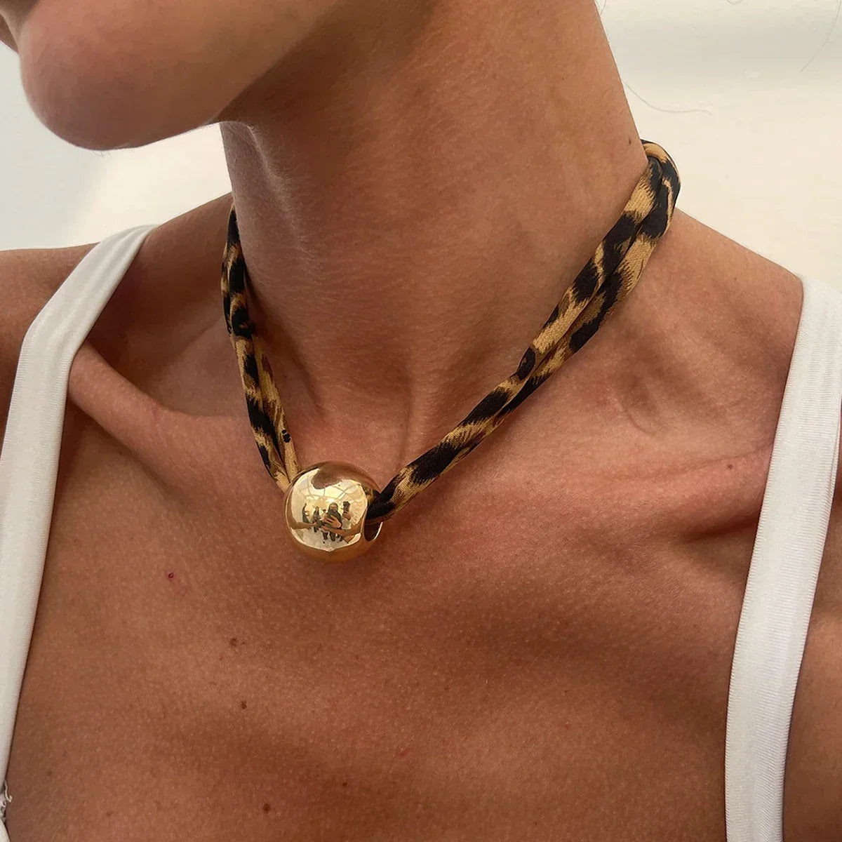 Collier Velours Léopard Pendentif Doré Femme Ethnique Boho Chic - collier femme GoHappy
