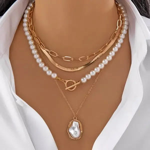 Colliers style bohème multirangs œil et croix - Colliers style bohème multirangs GoHappy