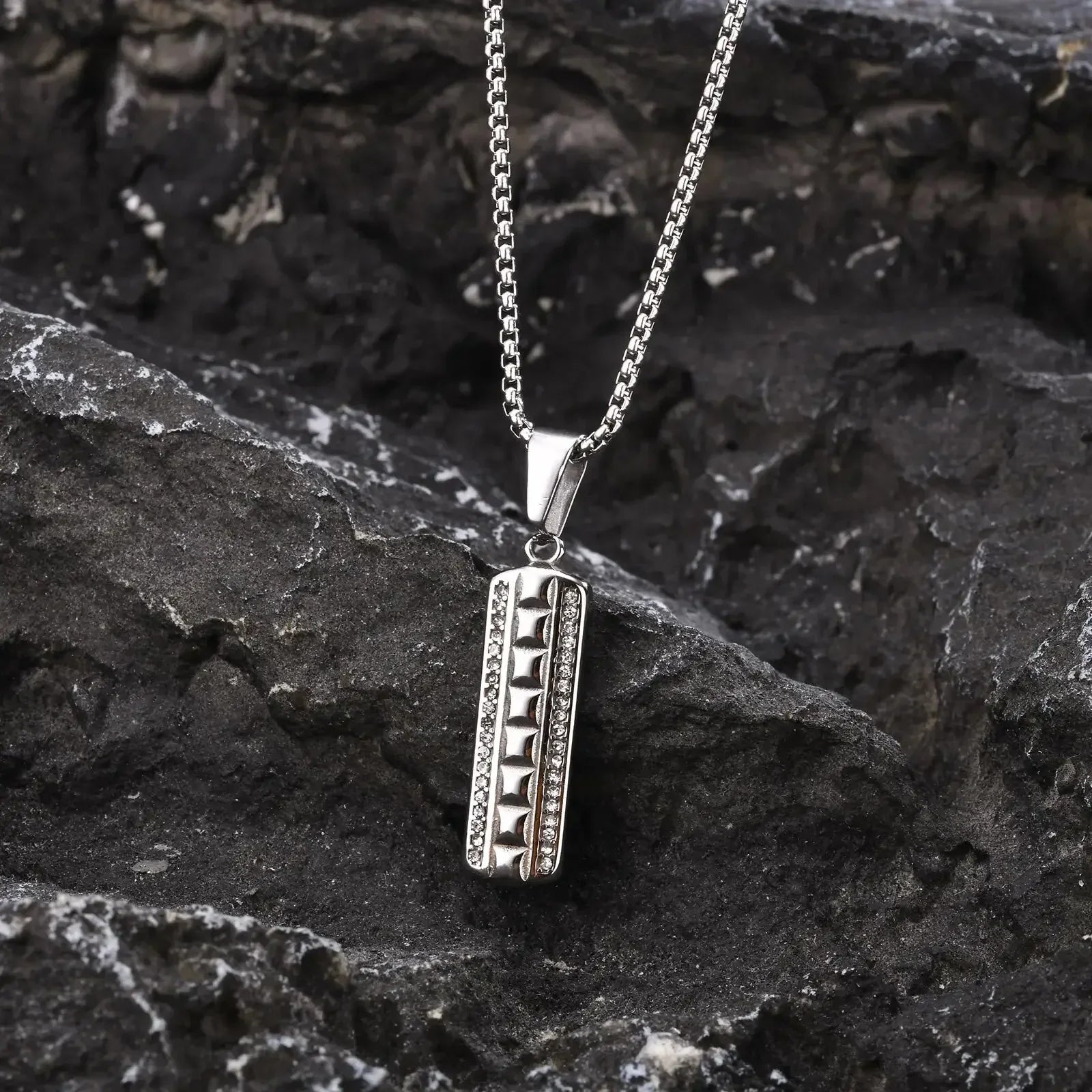 Collier Homme Acier Barre Minimaliste Géométrique Style Épuré - collier homme GoHappy
