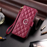 étui de téléphone portefeuille cuir matelassé bordeaux boucle argentée GoHappy.fr