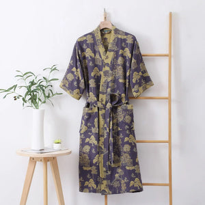 Peignoir kimono Céleste en coton, modèle Prune Botanique, vue de face avec ceinture