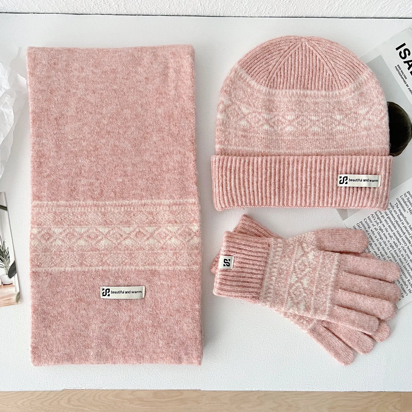 Ensemble Hiver Femme 3 Pièces Écharpe Bonnet Gants Laine Doux