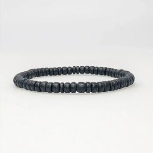 GoHappy France, Coast Vibes Nuit · Bracelet noir, bracelets à perles esprit surf, vue rapprochée
