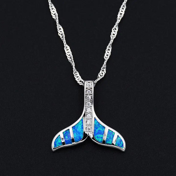 Collier Ocean Dream Béluga · Queue de baleine effet opale