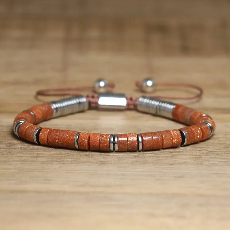 GoHappy France, bracelet ajustable Terra Libre Rouge Canyon · Argenté, perles minérales sur cordon noué, vue de face